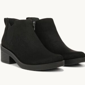 Bzees Ontario Ankle Bootie